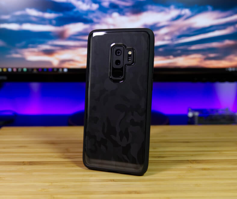 etui spigen Ultra-Hybrid