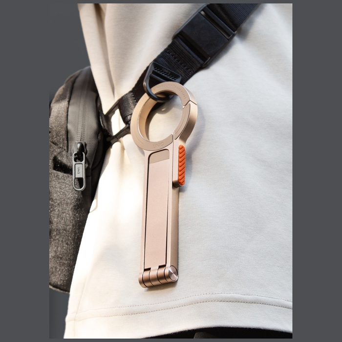 Uchwyt magnetyczny UNIQ Arcus TriPod     Stand czarny