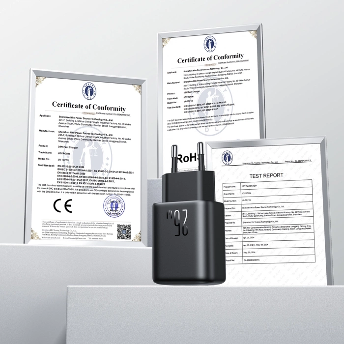 Ładowarka Joyroom JR-TCF13 sieciowa USB-C / USB-A 25W SFC / PPS / PD - czarna