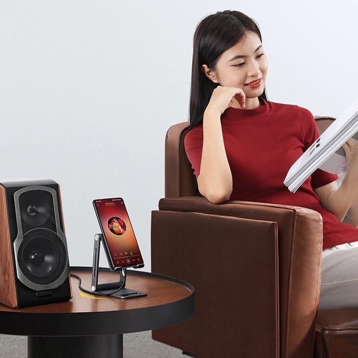 Ugreen kabel przewód audio 3,5 mm mini jack - 2RCA 1,5m czarny (AV116)