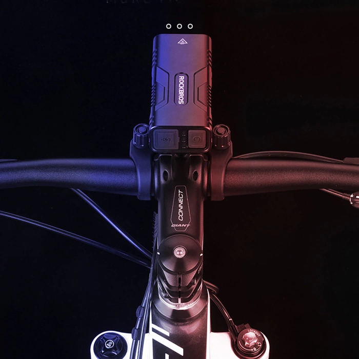 Lampka rowerowa Rockbros 24310002001 850 lm z funkcją powerbanku + kabel USB-C - USB-A - czarna