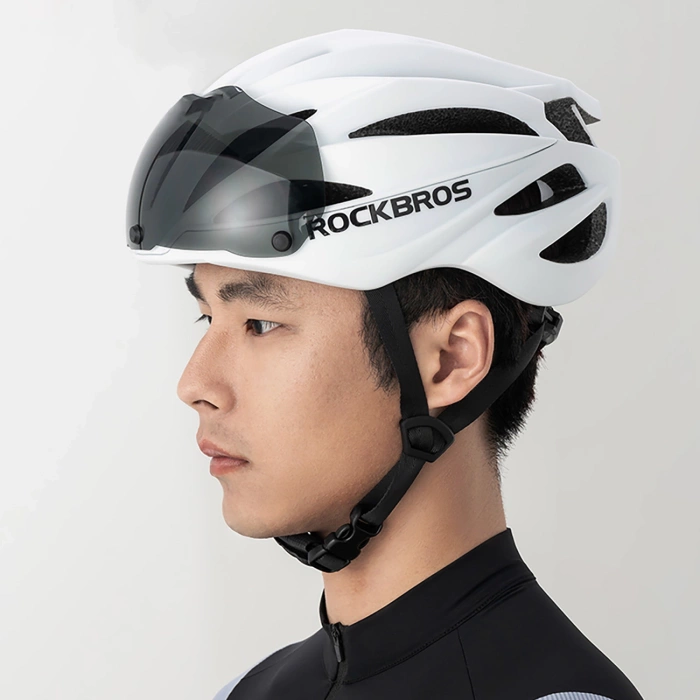 Kask rowerowy Rockbros z szybką, odpinane okulary z ochroną UV, unisex, matowy - biały