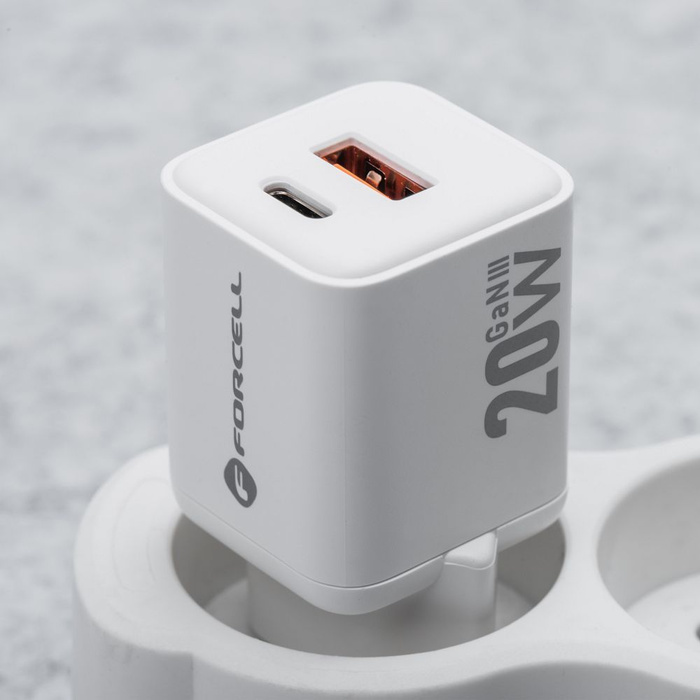 Ładowarka sieciowa do telefonu Forcell F-Energy Mini GaN III USB C + USB A QC4.0 PD 20W VT-35A biała 0INT