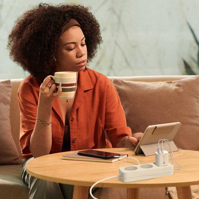 Ładowarka sieciowa A6MaxL 20W USB-A USB-C z kablem USB-C - USB-C 1m - biała