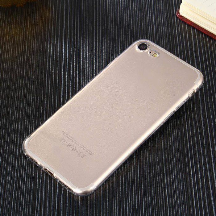 Żelowy pokrowiec etui Ultra Clear 0.5mm iPhone SE 2022 / SE 2020 / 8 / 7 przezroczysty