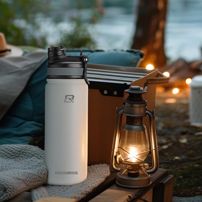 Bidon termiczny Rockbros 35210029006 rowerowy na napoje 650 ml - biały