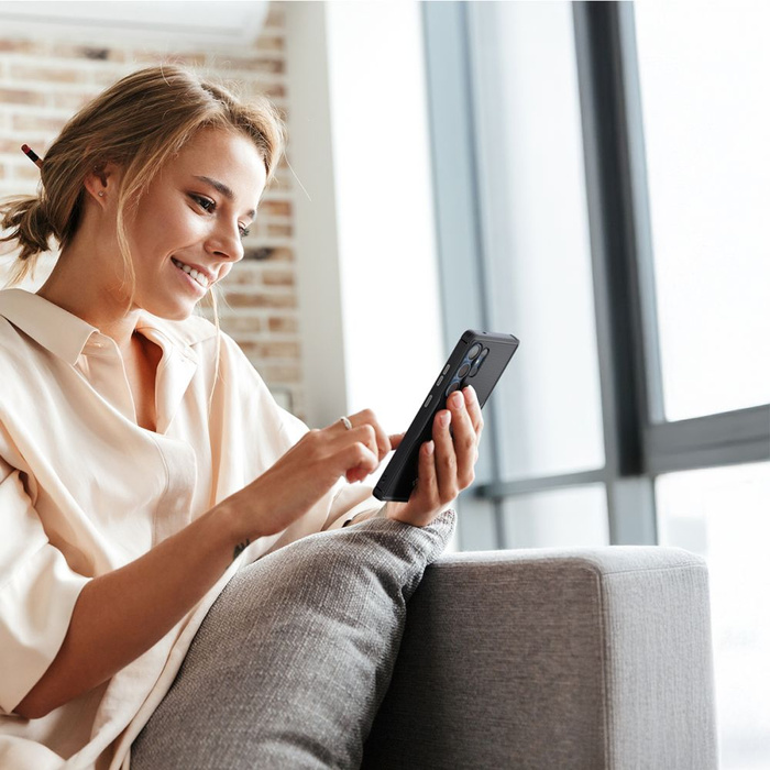 ETUI SPIGEN CORE ARMOR MAG MAGSAFE SAMSUNG GALAXY S25 ULTRA MATTE BLACK