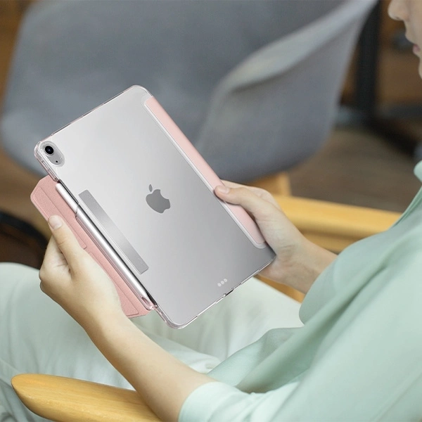 Etui UNIQ Camden Click na iPad Air 13" 2024 - różowe