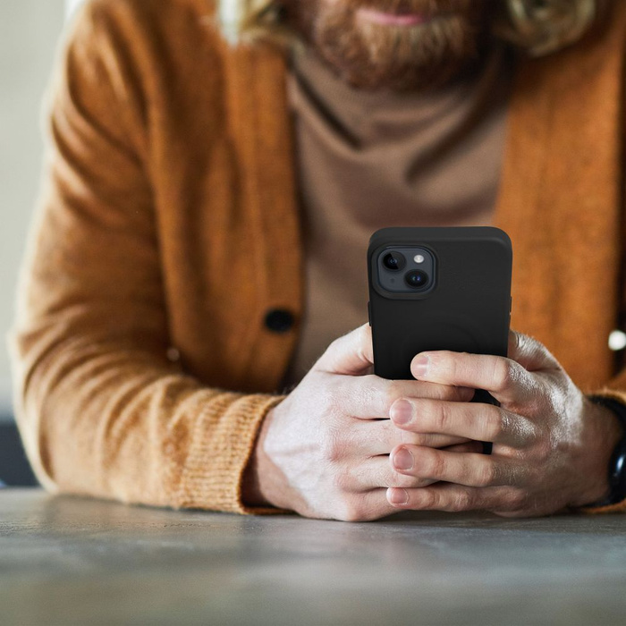 ROAR futerał LEATHER MAG kompatybilny z MagSafe do IPHONE 13 Pro Czarny