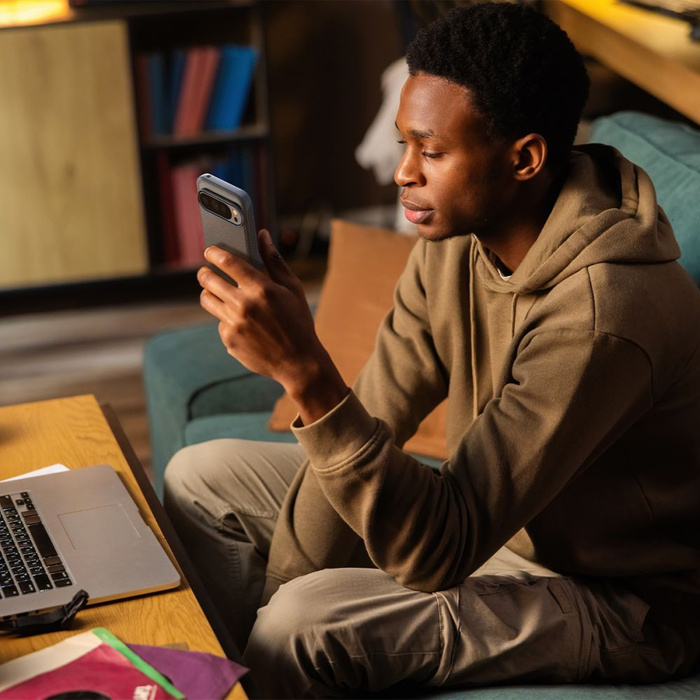 Etui SPIGEN RUGGED ARMOR GOOGLE PIXEL 9 PRO XL MARBLE GREY