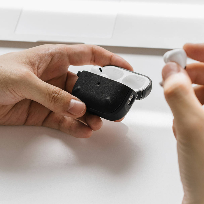 Etui RINGKE ONYX APPLE AIRPODS PRO 1 / 2 BLACK