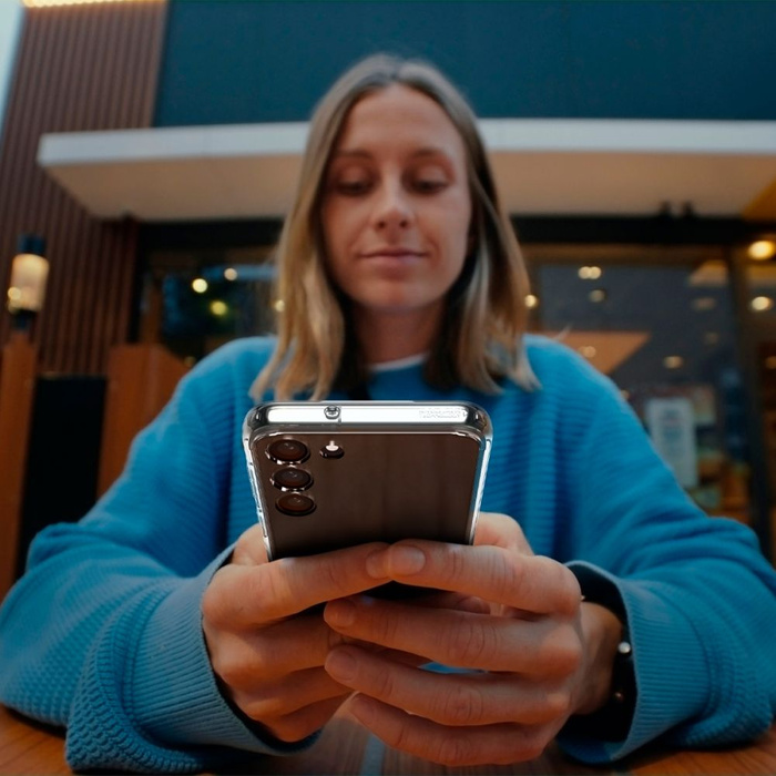 Etui Spigen Ultra Hybrid Galaxy S23 Plus Crystal Clear Case