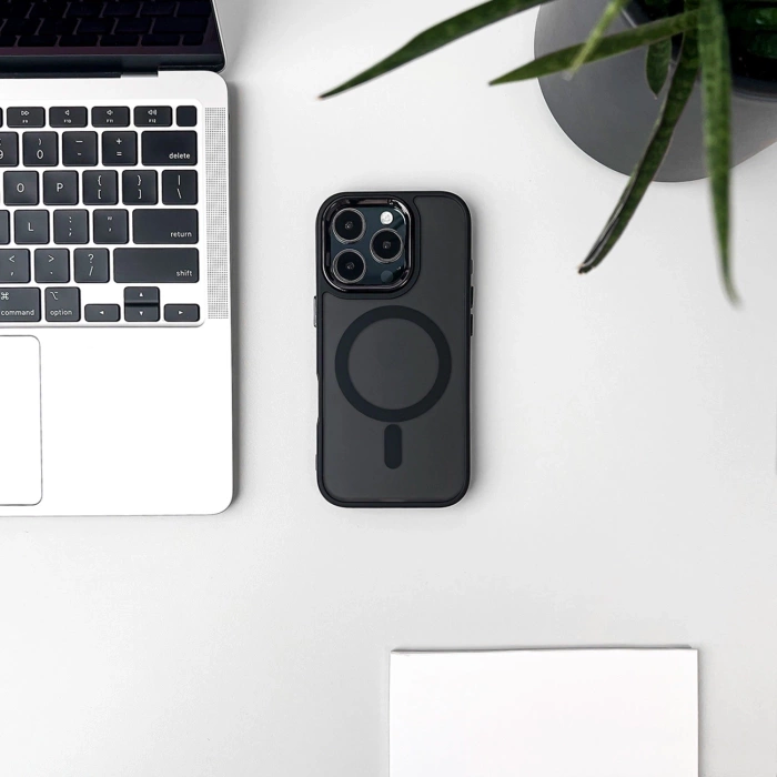 Etui brokatowe Glitter Case kompatybilne z MagSafe na iPhone 17 - czarne