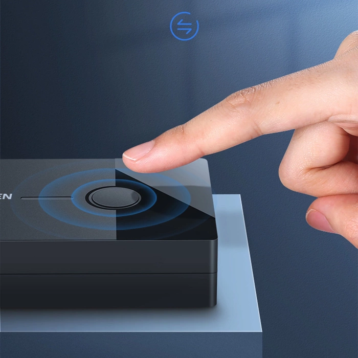 Przełącznik KVM Switch UGREEN 2-portowy VGA Czarny 30357