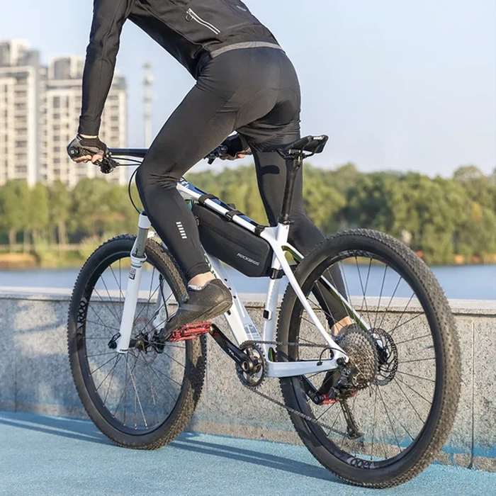 Sakwa rowerowa Rockbros AS-043 na rzepy 3l - czarna