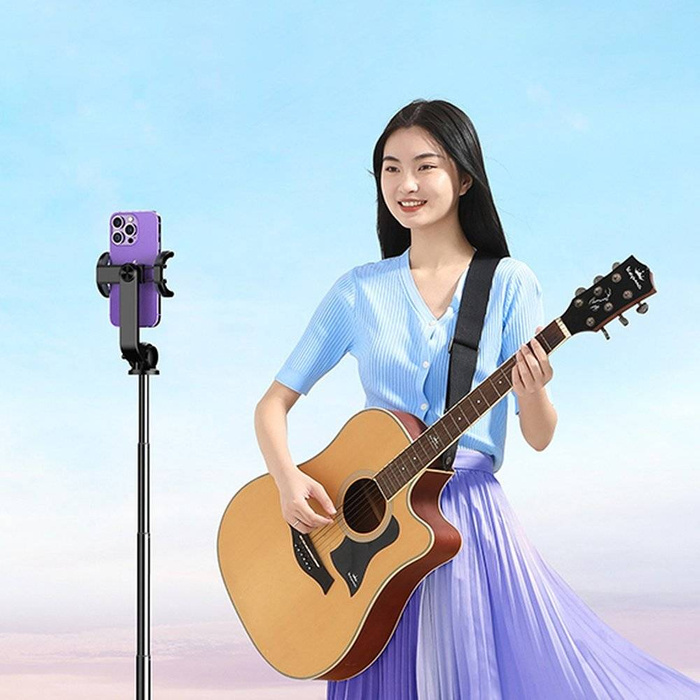 Selfie stick / kijek teleskopowy ze stojakiem i pilotem Bluetooth 1.5m Ugreen LP586 - czarny