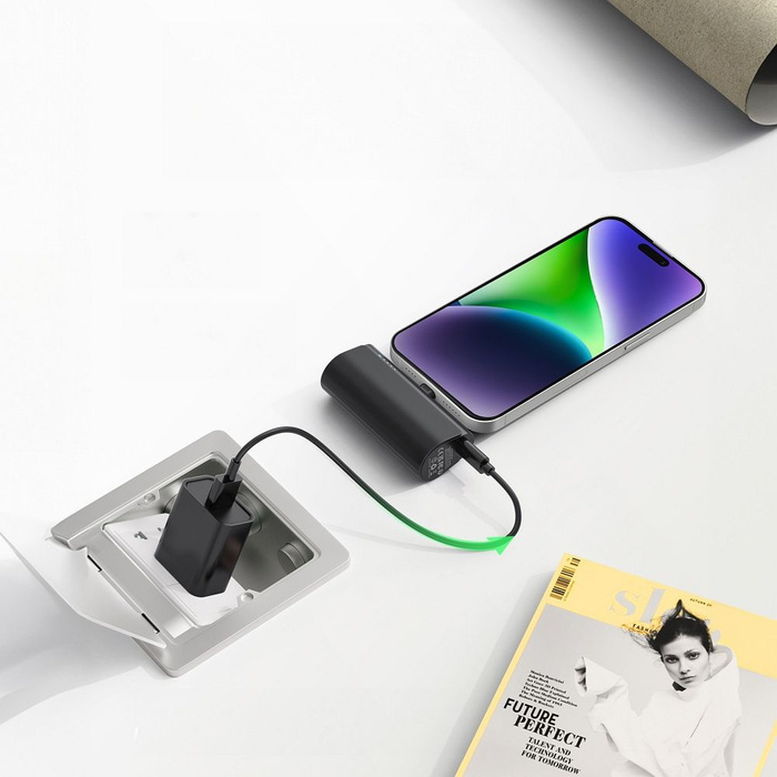 Powerbank Blue Star 5000 mAh z wbudowanym złączem Lightning 2,1A W0556P czarny