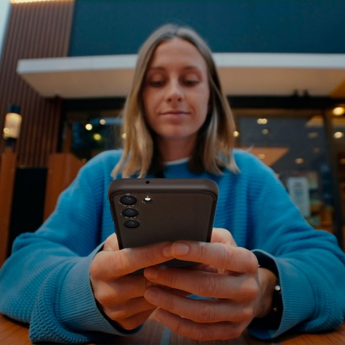 Etui Spigen Ultra Hybrid Galaxy S23 Frost Black Case