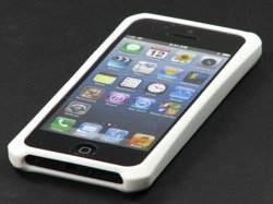 Etui Pokrowiec Apple iPhone 5 5S Atom Sheen Carbon ITSKINS Biały